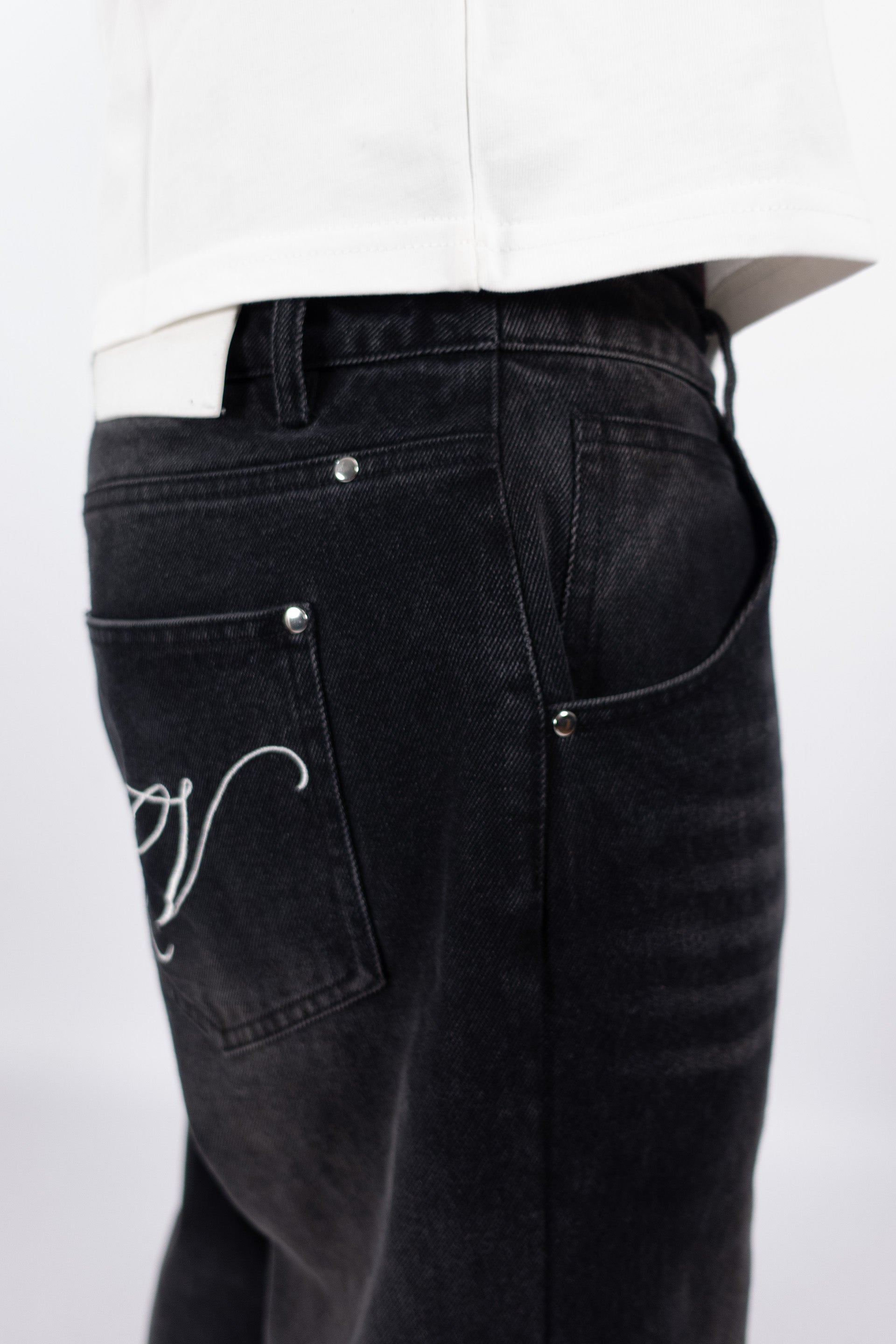 DARK STONE Denim – VALYN